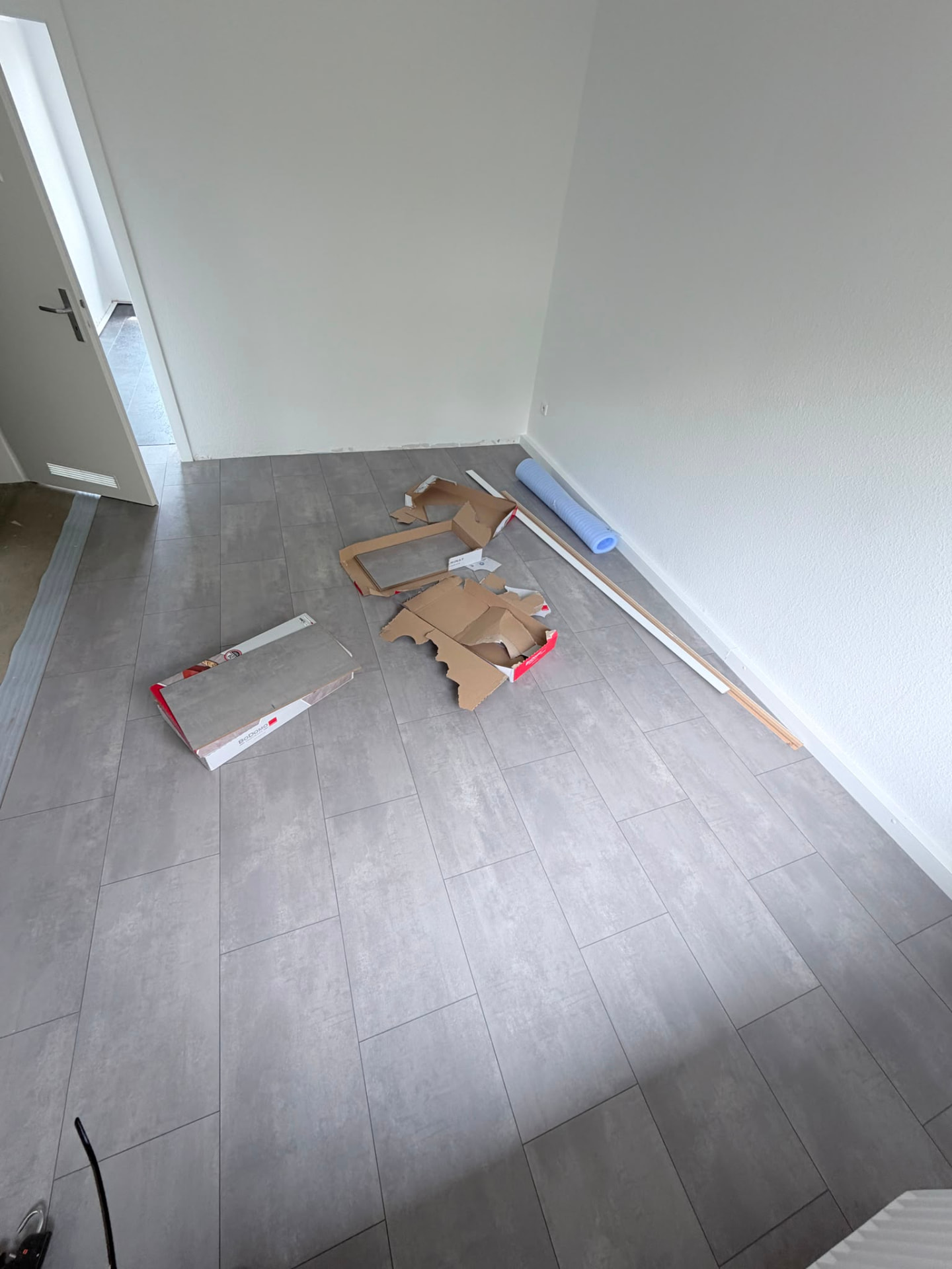 Neu verlegter Laminat in Wohnung